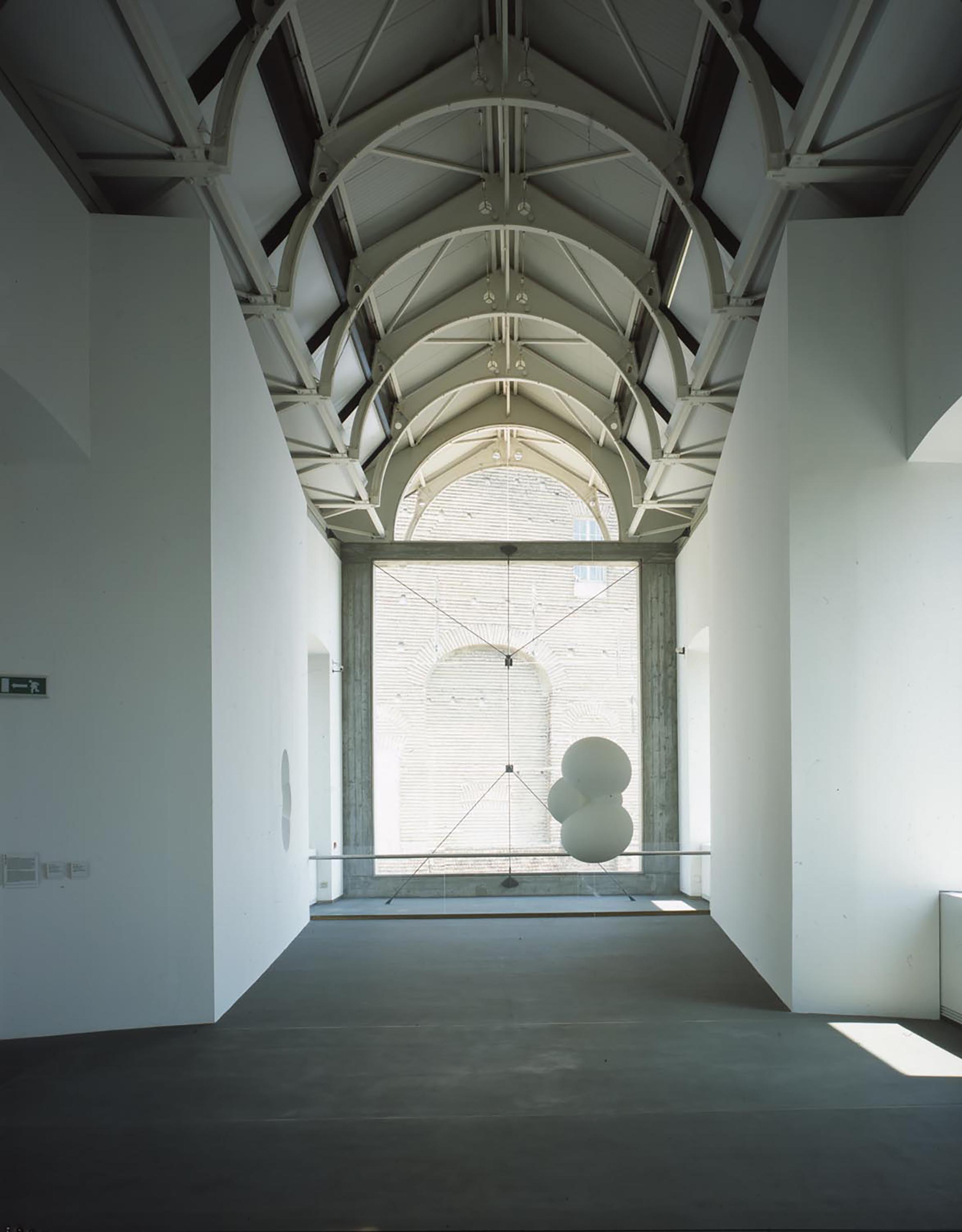 Ricci Albenda, Universe (Benny), 2002, Universe (Benny-Negative), 2002